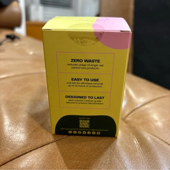 Menstrual Disc S/M 1 Count  by Viv For Your V - Picture 3 of 4